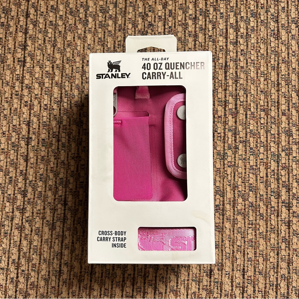 Stanley the all day 40 oz quencher carry all